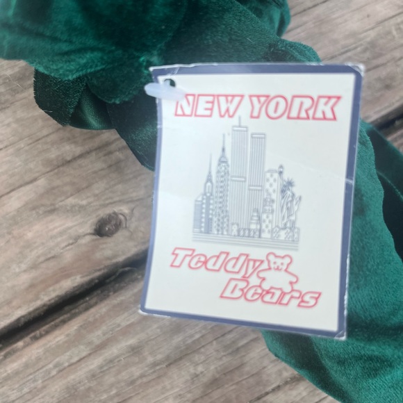 VINTAGE CITY MERCHANDISE STATUE OF LIBERTY POSABLE WHITE TEDDY BEAR W/ CASE BAG - Picture 7 of 14